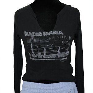 Long sleeve black top hollister